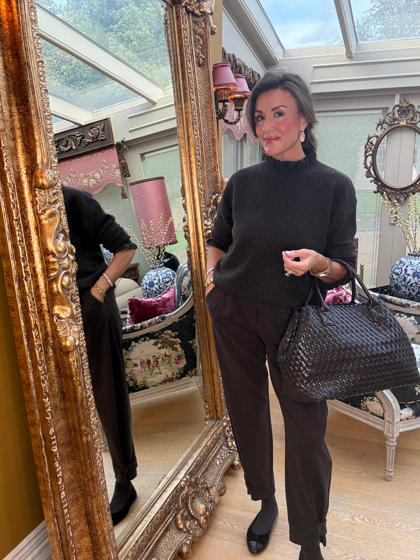 Cleo Barrel Trousers in Chocolate