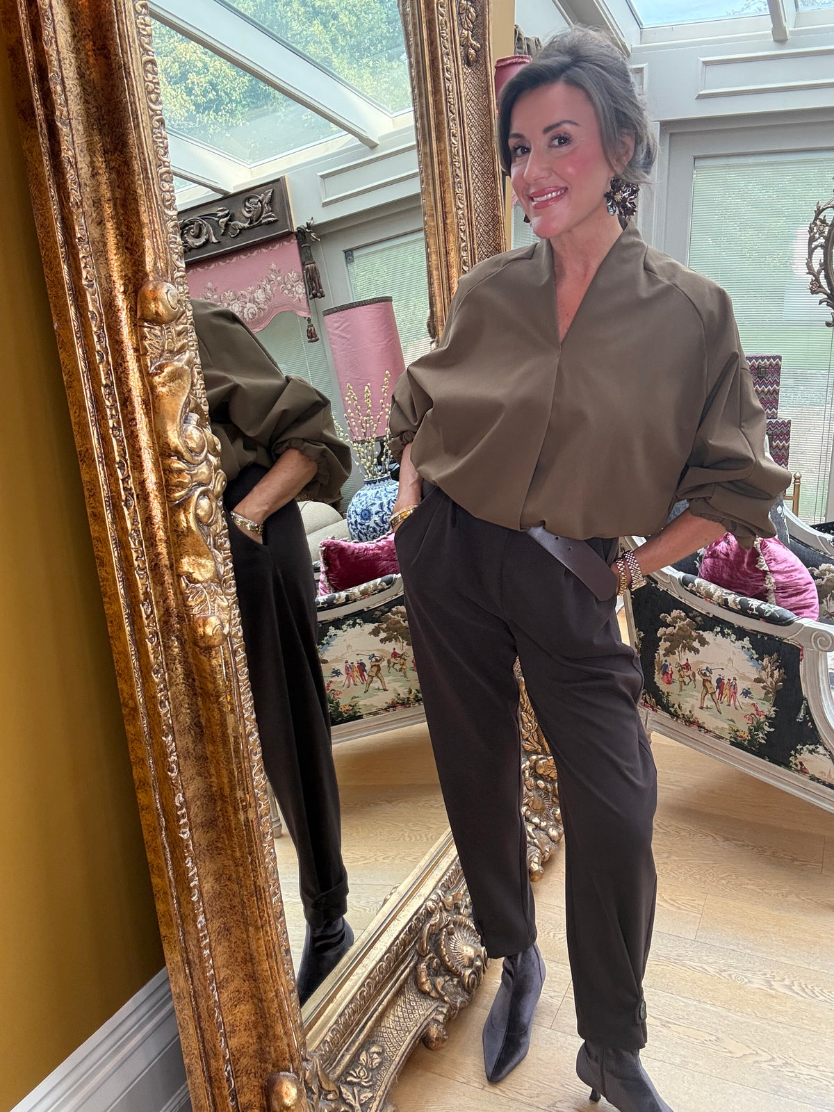 Cleo Barrel Trousers in Chocolate