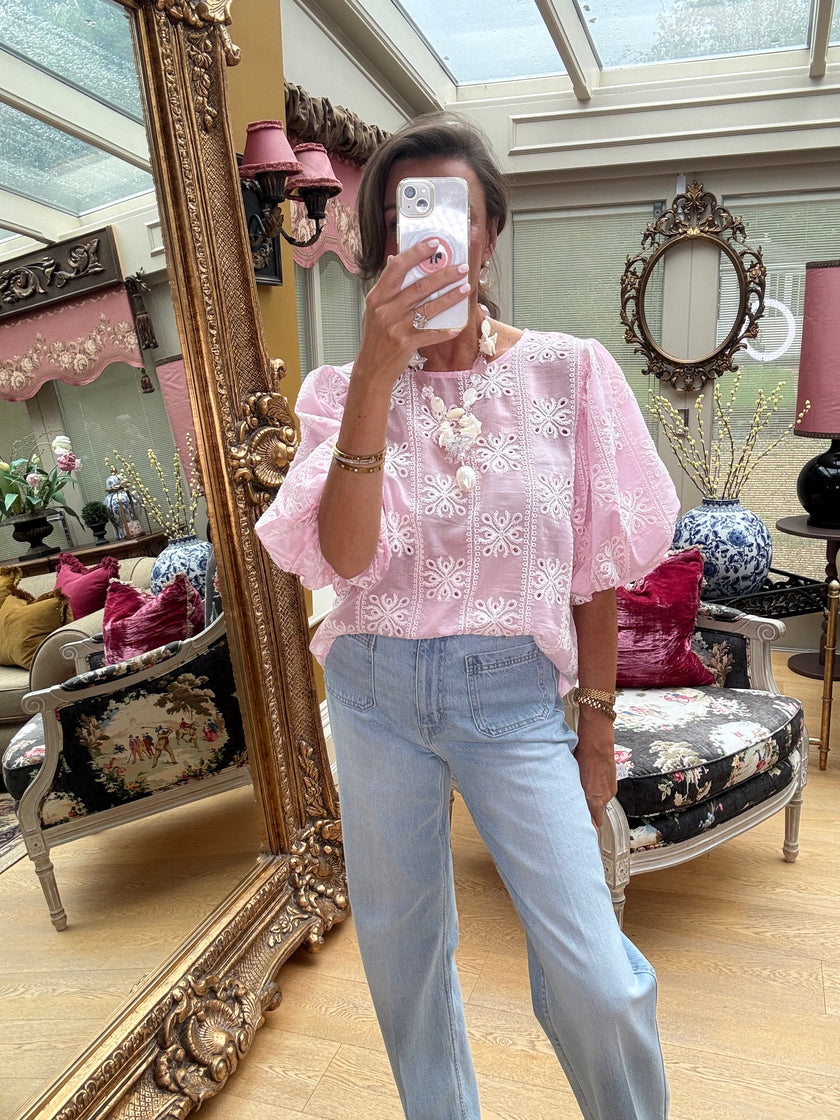 Iris Puffed Sleeve Blouse in Pink