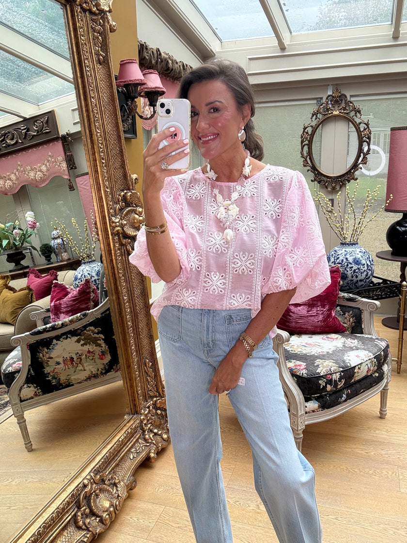 Iris Puffed Sleeve Blouse in Pink